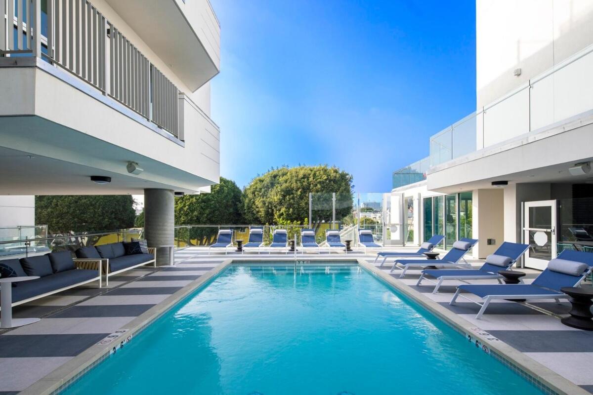 Cozy In Santa Monica Parking, Gym, Pool Apartment *