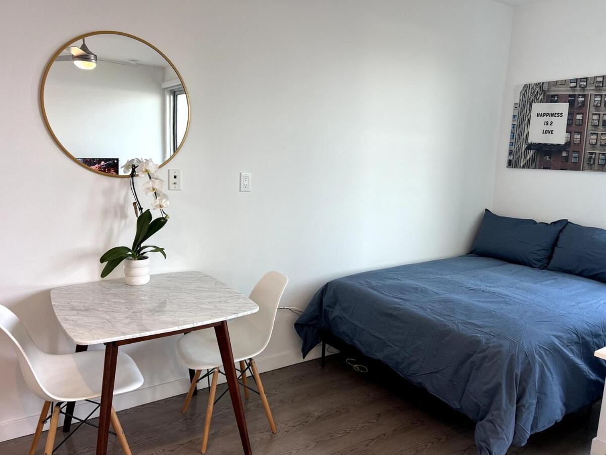 Cozy In Santa Monica Parking, Gym, Pool Los Angeles